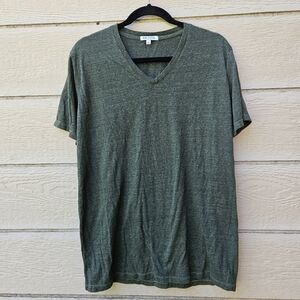 Gustin heathered green v neck tee large